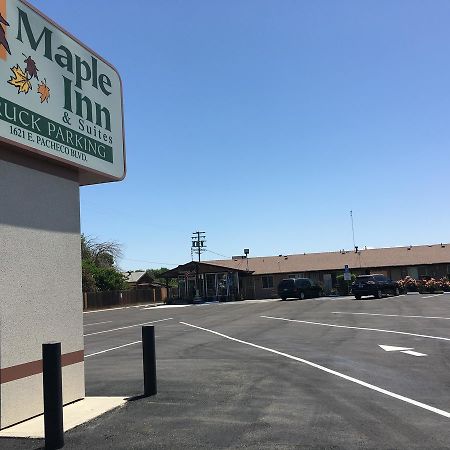 Maple Inn And Suites لوس بانوس المظهر الخارجي الصورة