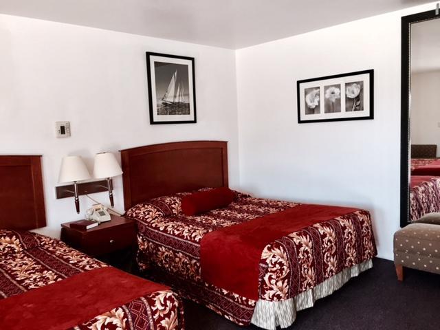 Maple Inn And Suites لوس بانوس المظهر الخارجي الصورة